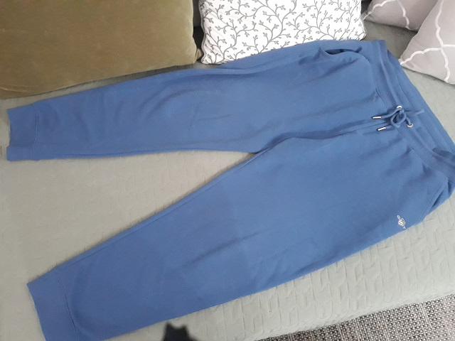 Predám pánske tepláky zn. Gant, XL