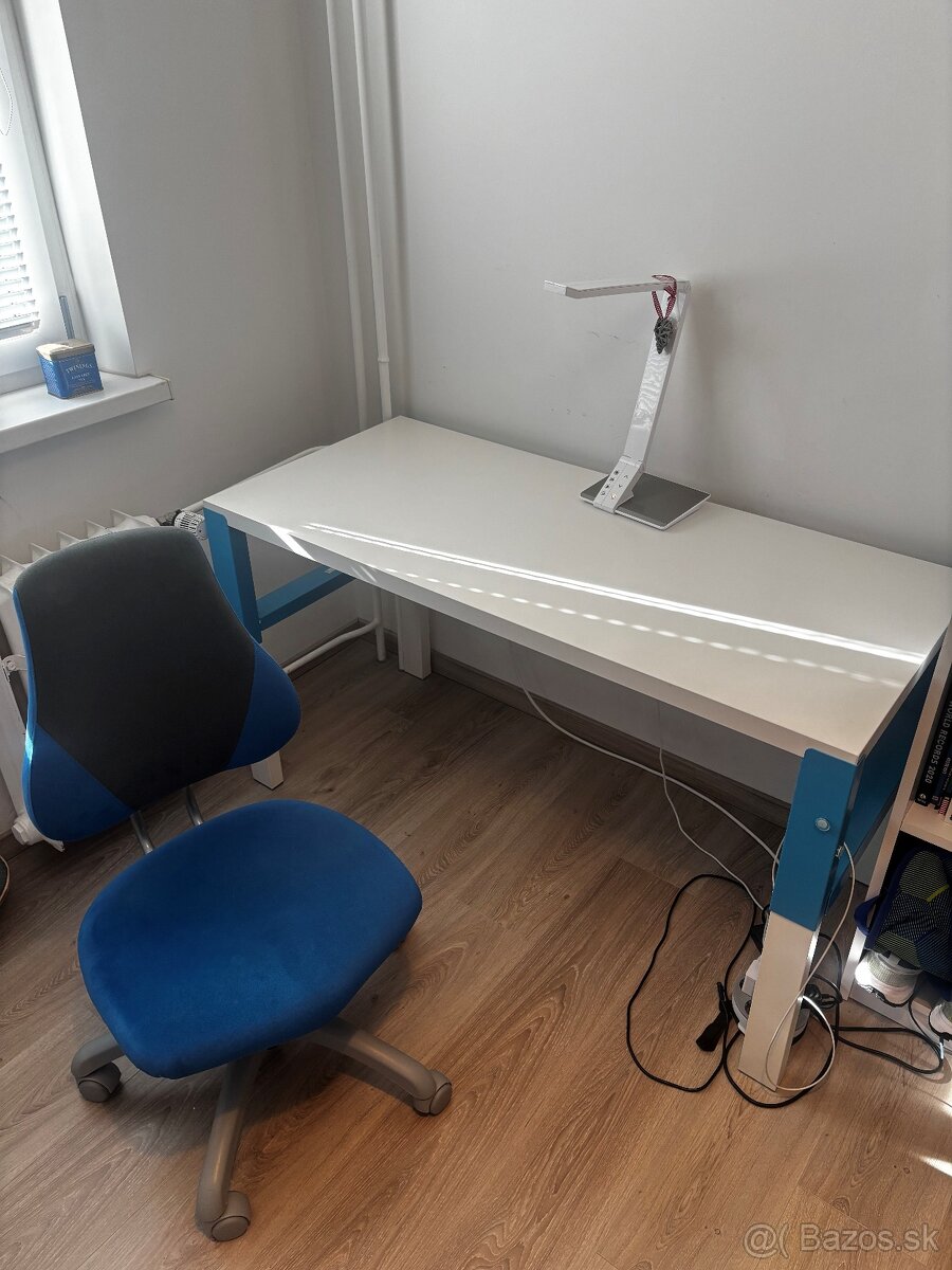 Detský pracovný stôl a stolička