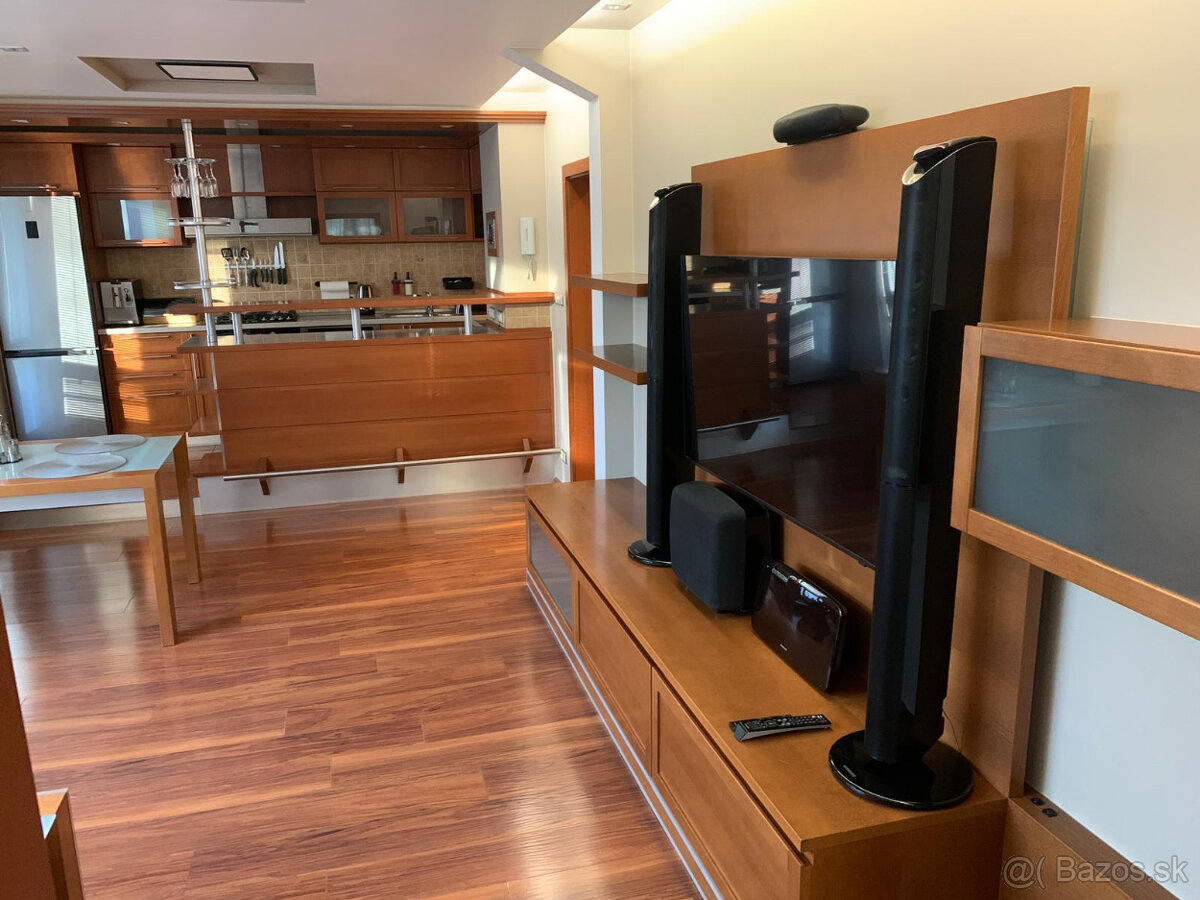 BA III. Nové mesto -2 izbový zariadený byt