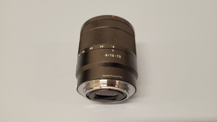 Zeiss 16–70mm f/4 - Sony E-mount