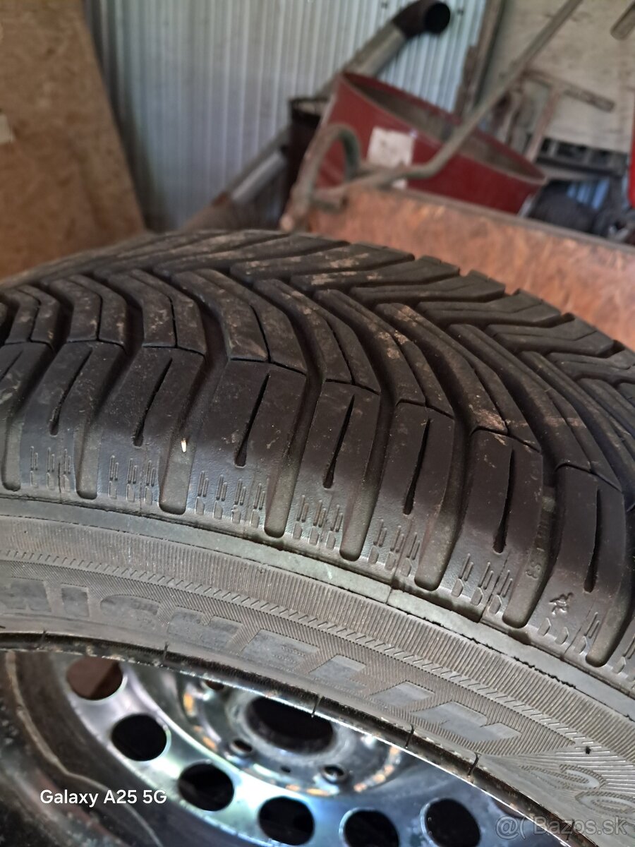 Celoročné pneumatiky