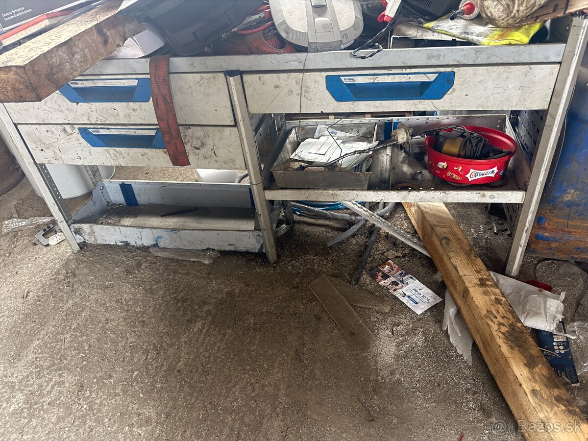 Regal Sortimo do dodávky