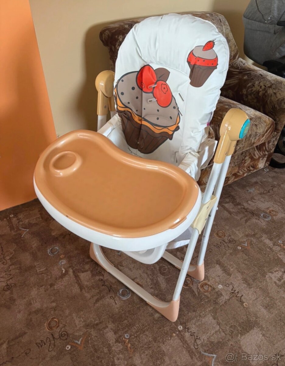 Stolicka na krmenie pre deti