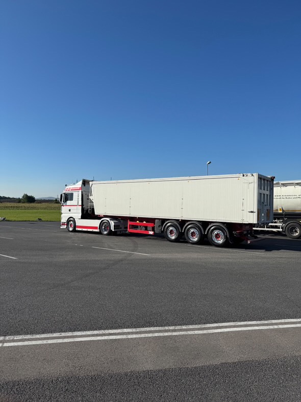 BENALU SKLÁPACÍ NÁVES 55m3