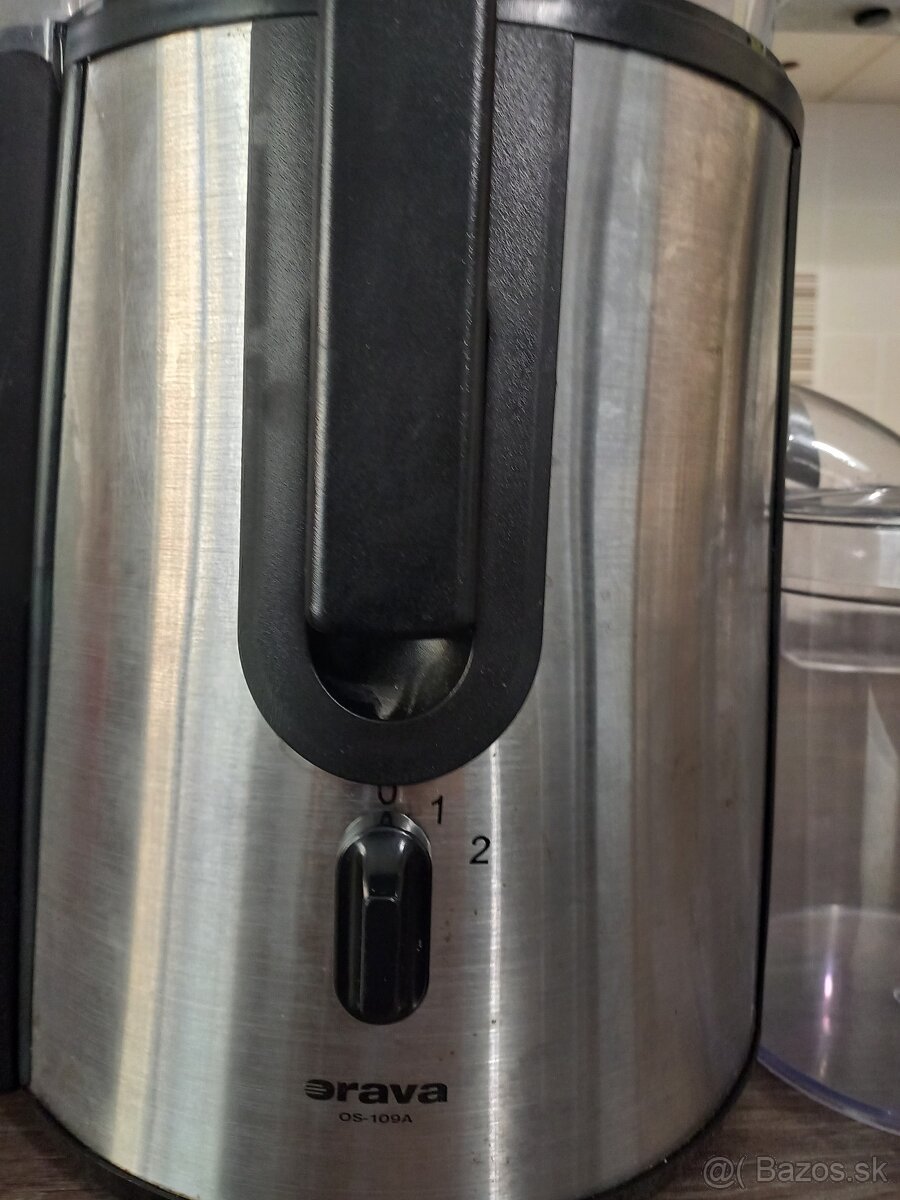 Odšťavovač Orava OS-109 A strieborný