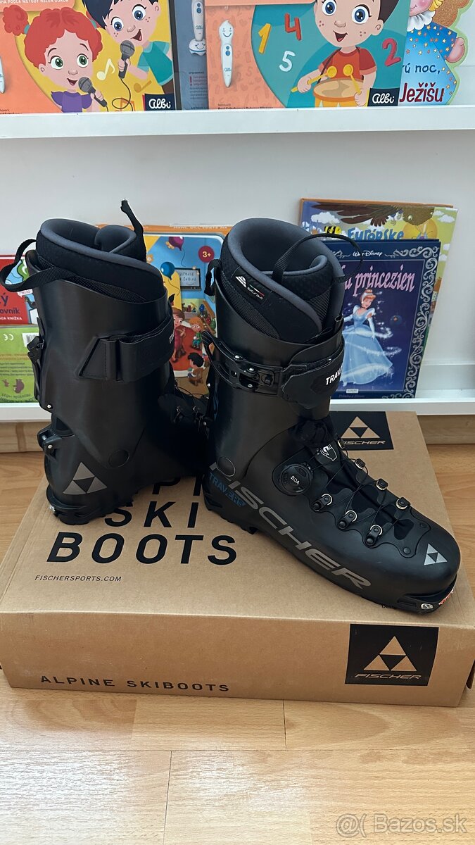 Lyžiarky FISCHER TRAVERS TS