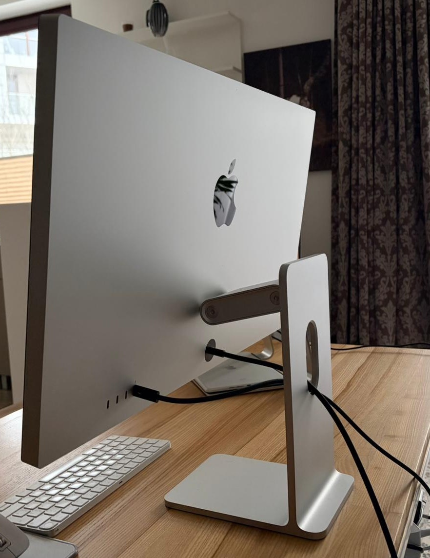 Apple Studio Display