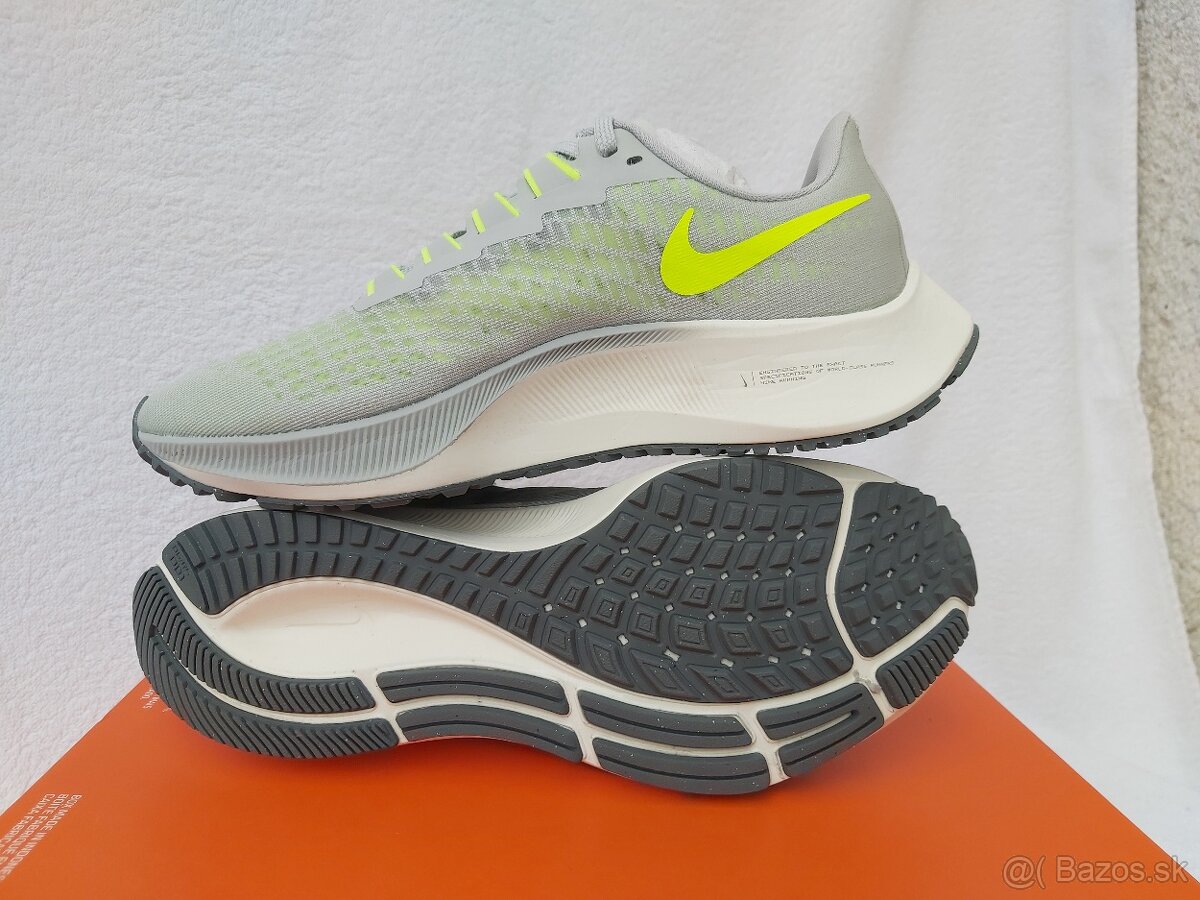 Dámské běžecké tenisky Nike Air Zoom Pegasus, vel. 39