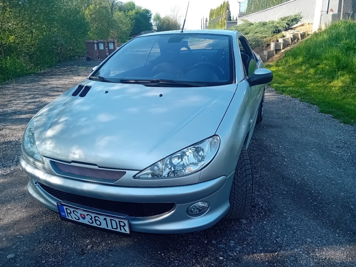 Predám Peugeot 206 cc 1.6 benzin