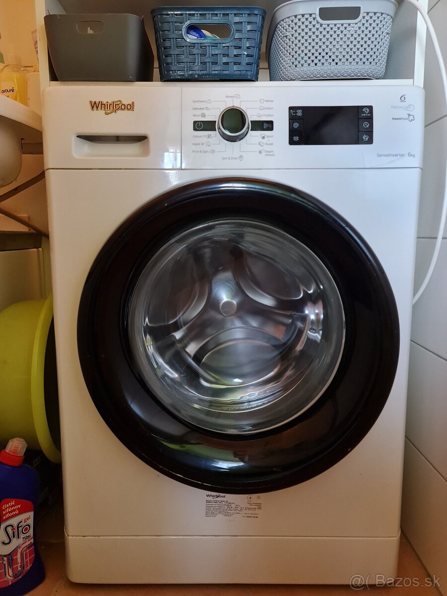Pračka whirpool