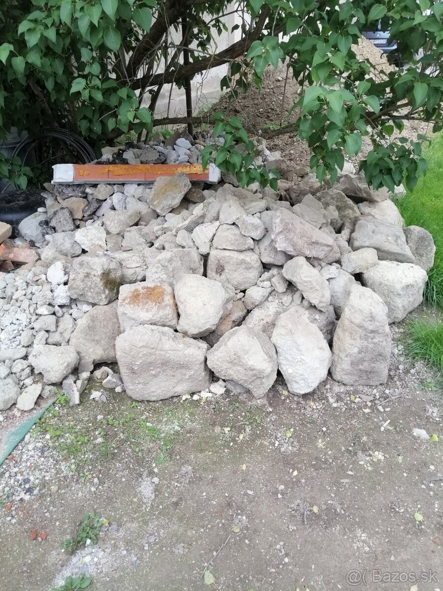 DARUJEM ZA ODVOZ