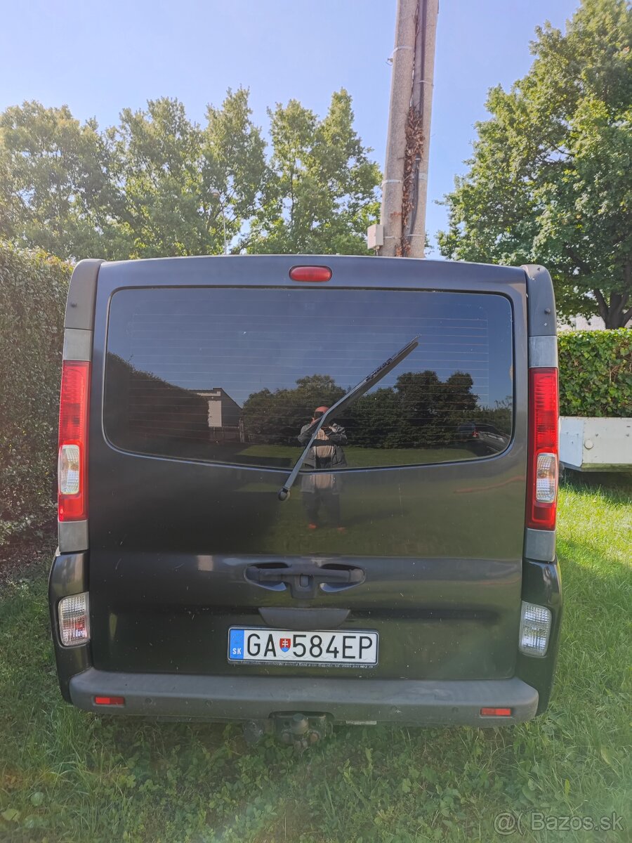 Opel vivaro