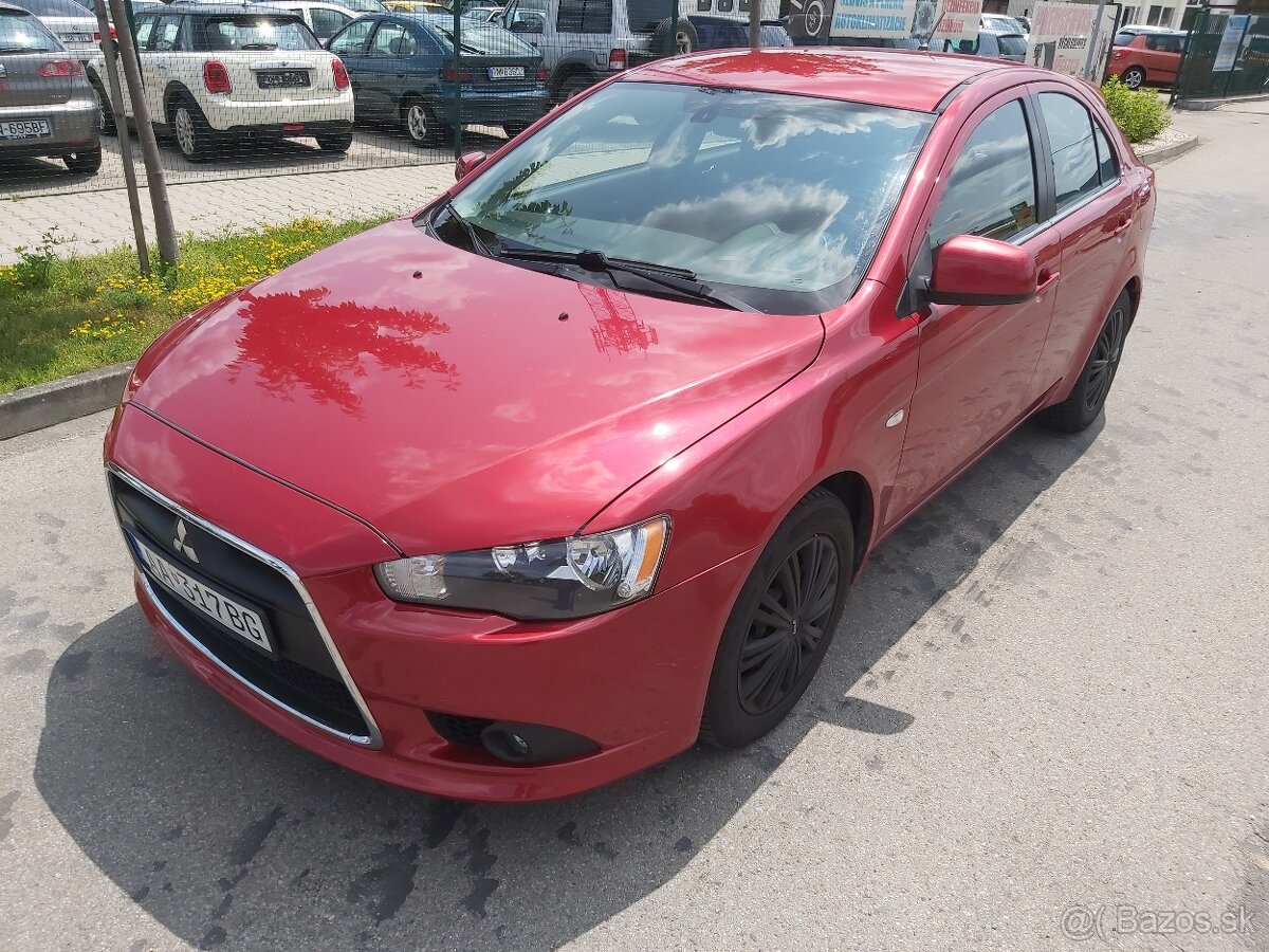 Mitsubishi Lancer 1.5 MIVEC Invite