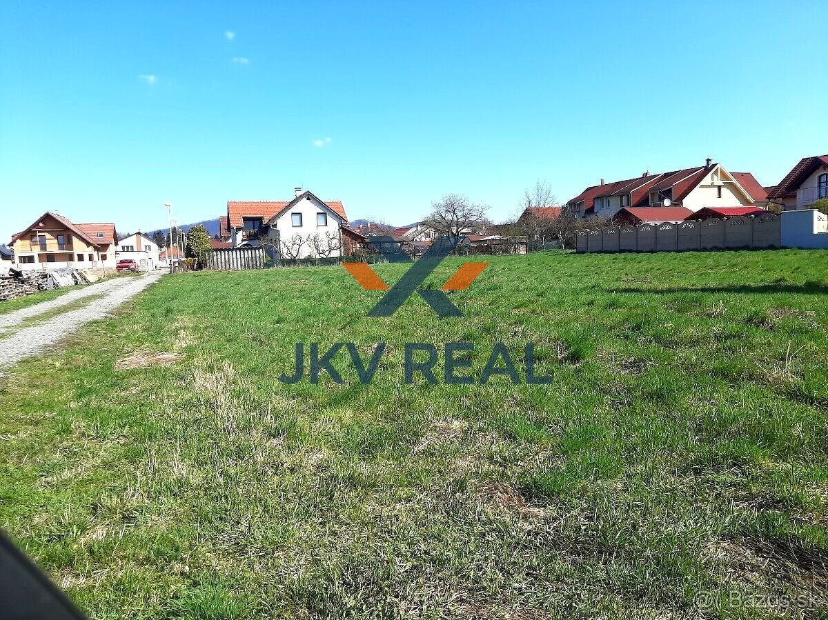 Ponúkame stavebný pozemok na predaj v Nižnej Šebastovej