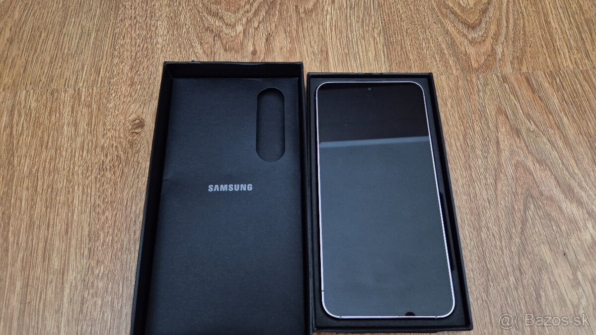 Samsung S23 8/256 GB,dualsim