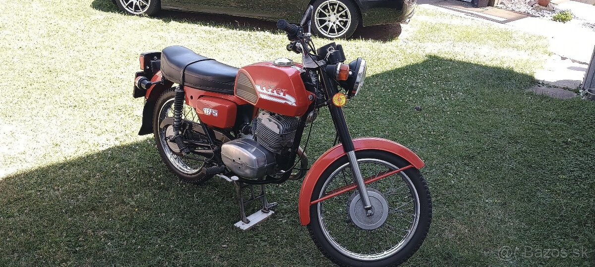 ČZ 175/487 1987 s TP a novou STK