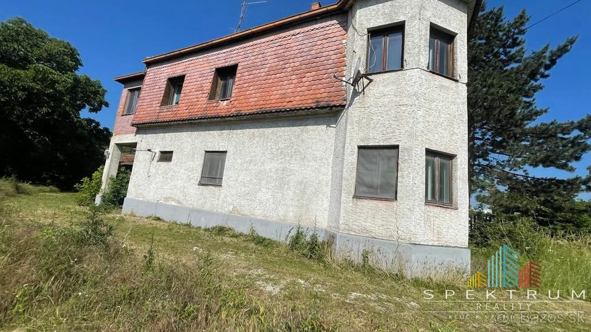 Exklzívne na predaj veľký 7 izb. RD- Partizánske / Veľké Bie