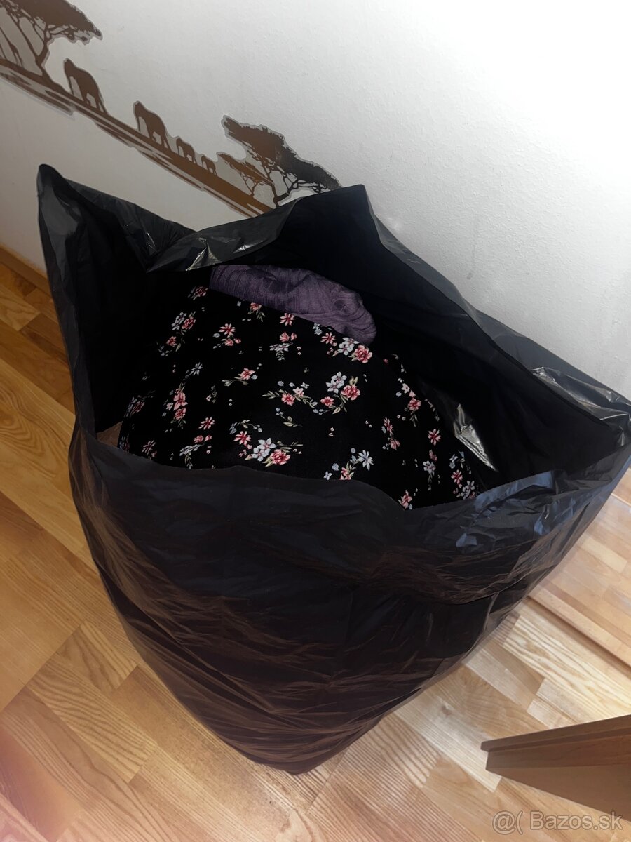 Dámske oblečenie