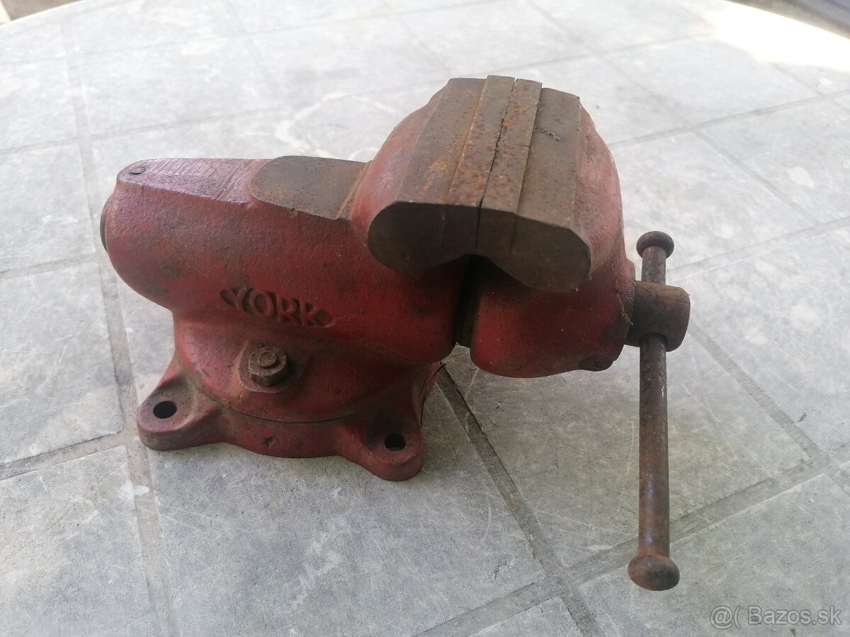Zverák York 80