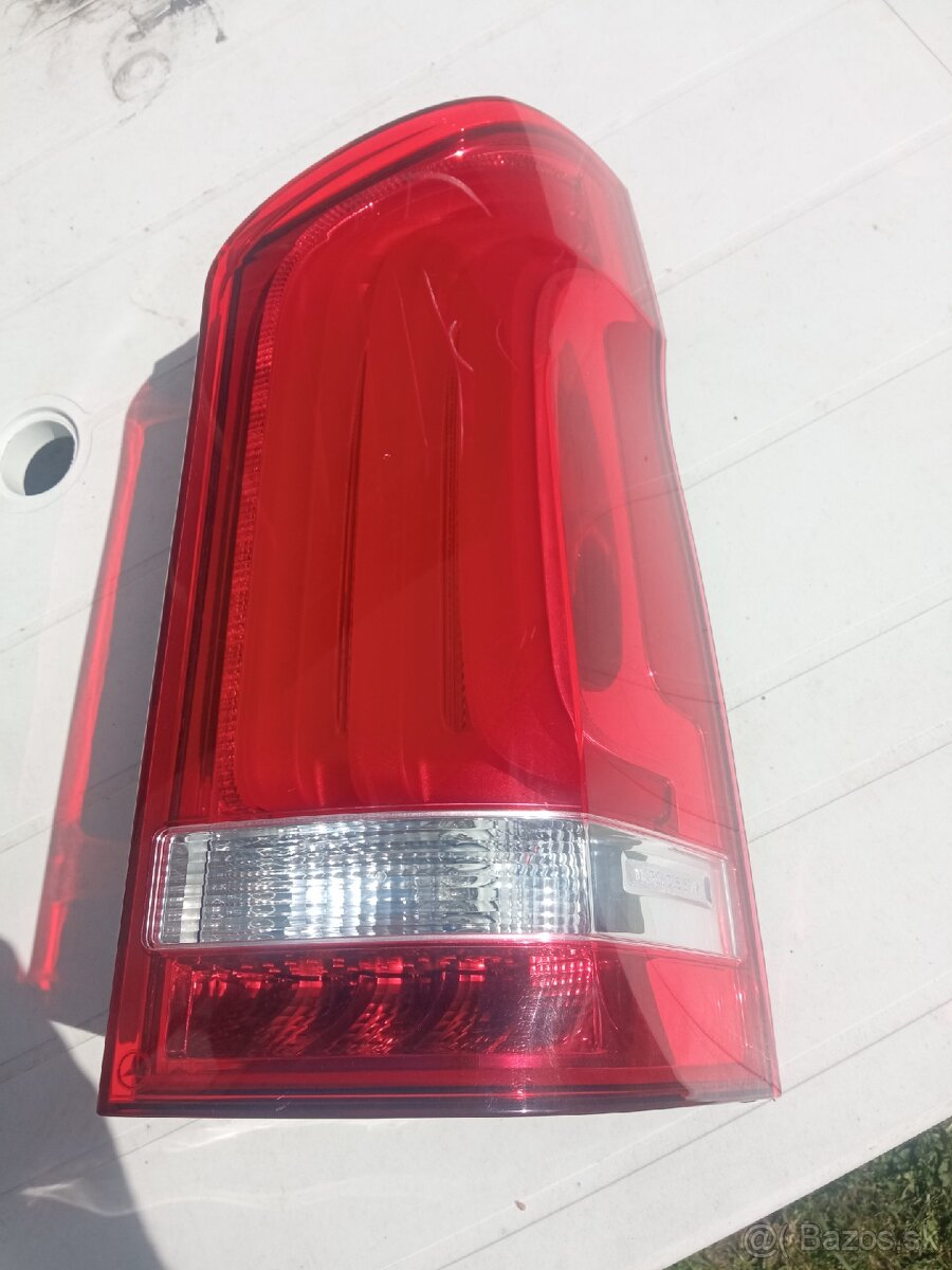 Zadné svetlo Mercedes A4478200664