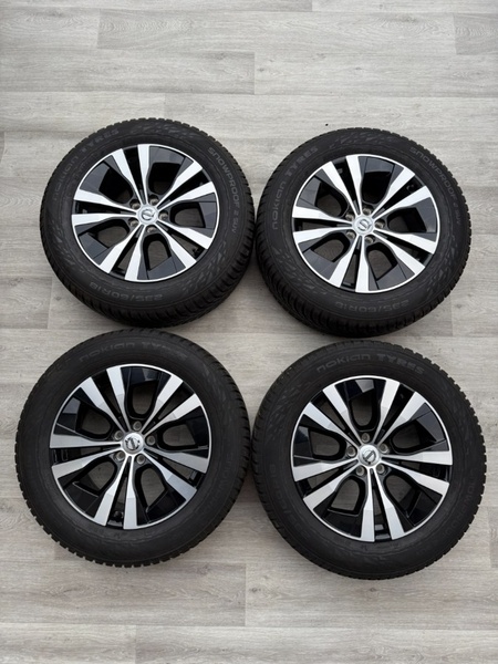 R18 ORIG.ZIMNÍ KOLA VOLVO 5x108 XC60 235/60/18 REF