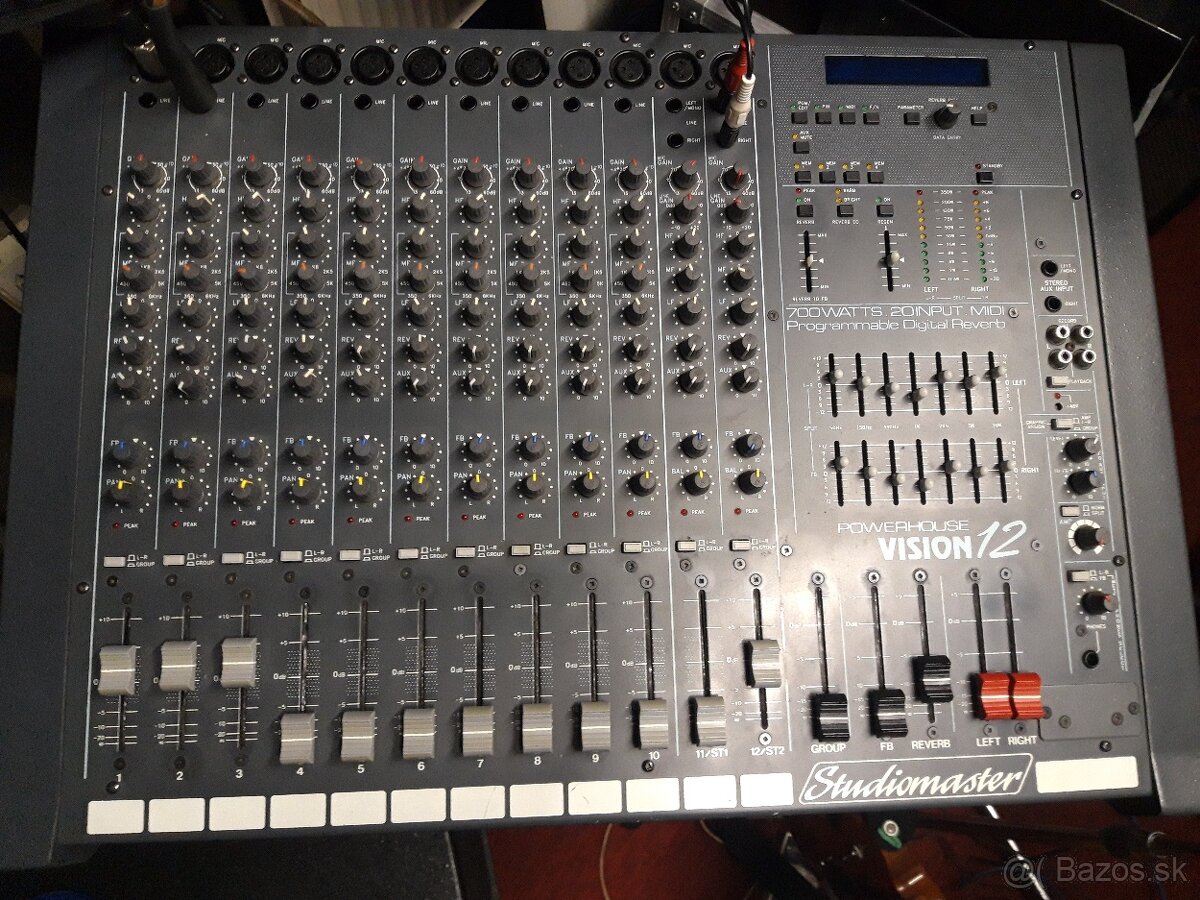 STUDIO MASTER