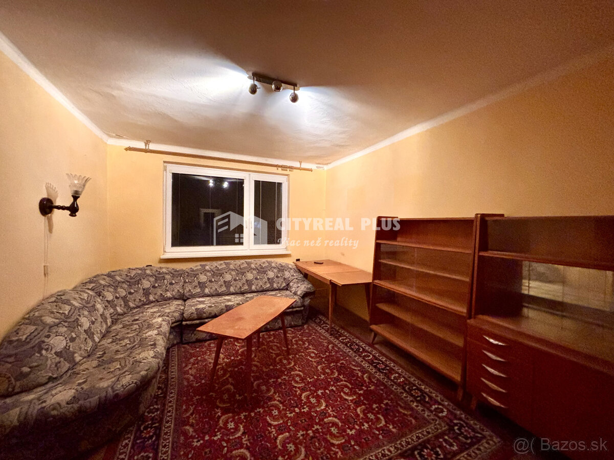 Ponúkame Vám na predaj tehlový 2 izbový byt v centre mesta Š