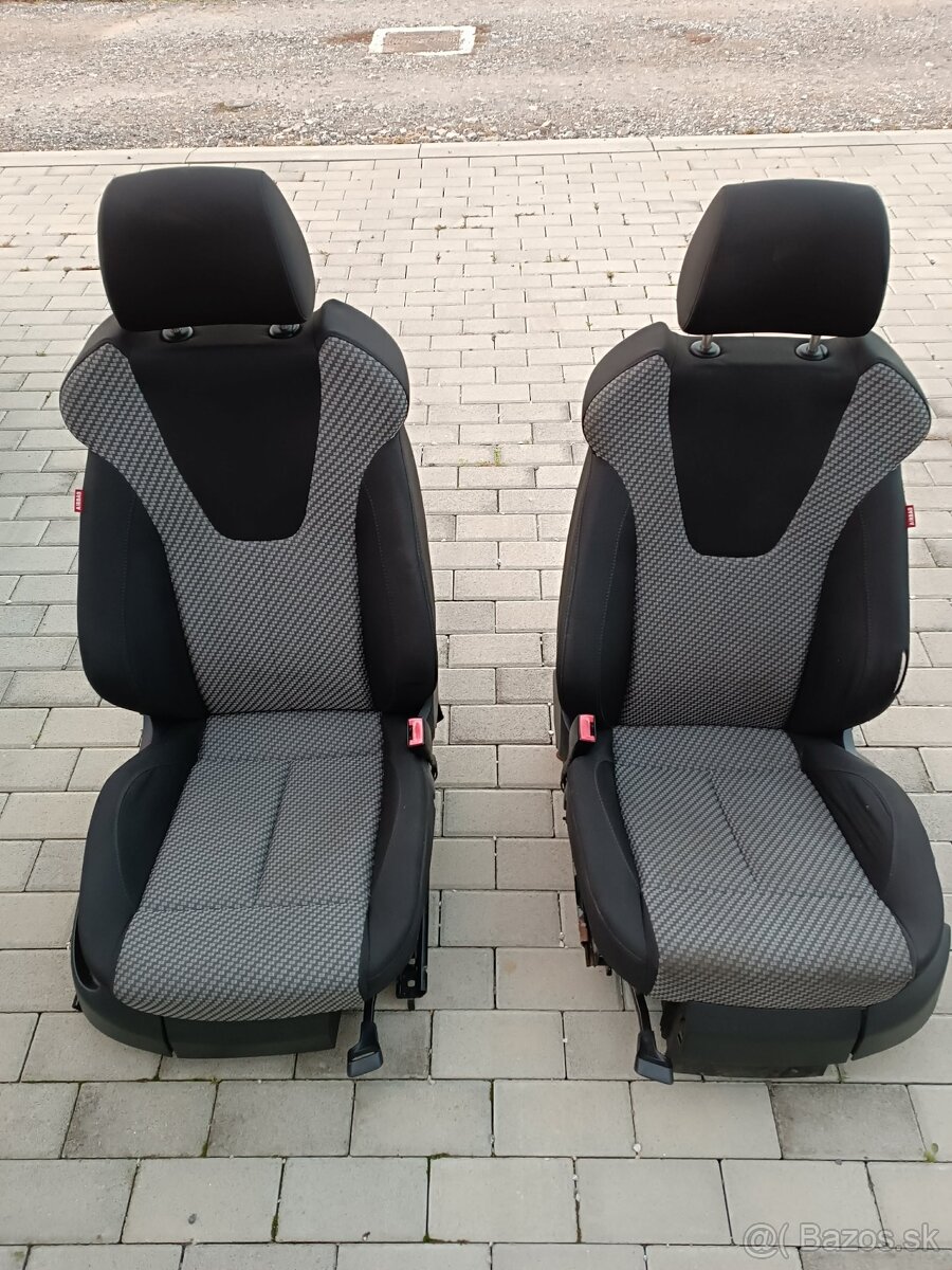 Predám športové sedačky pre seat leon