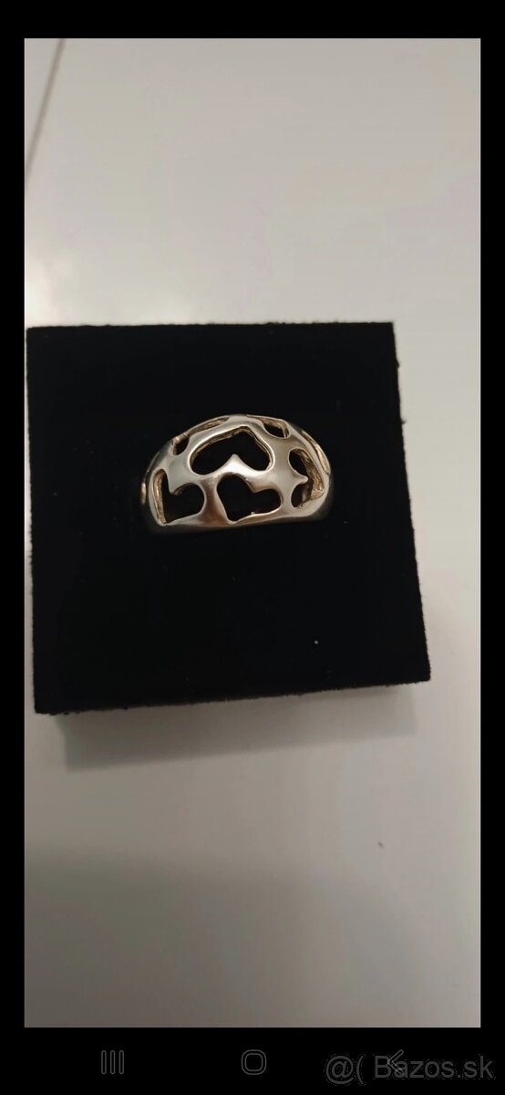 Strieborný prsteň