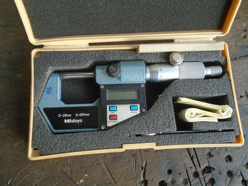 Mikrometer Mitutoyo digital
