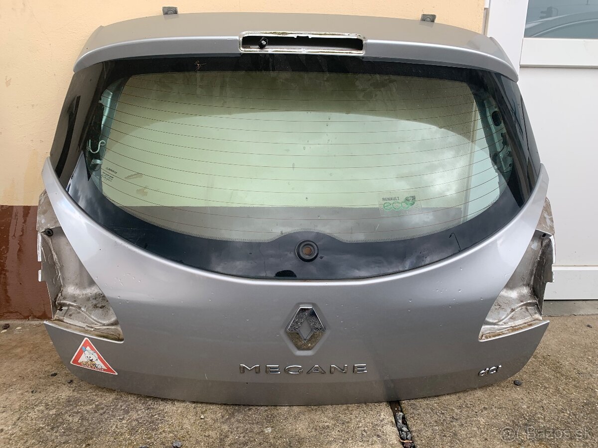Kufor piate dvere Renault Megane 3 III HB