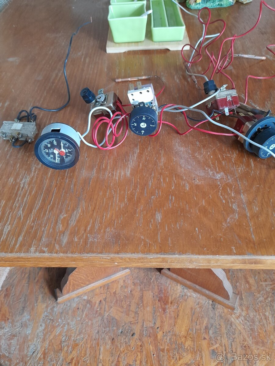 Predám elektro materiál