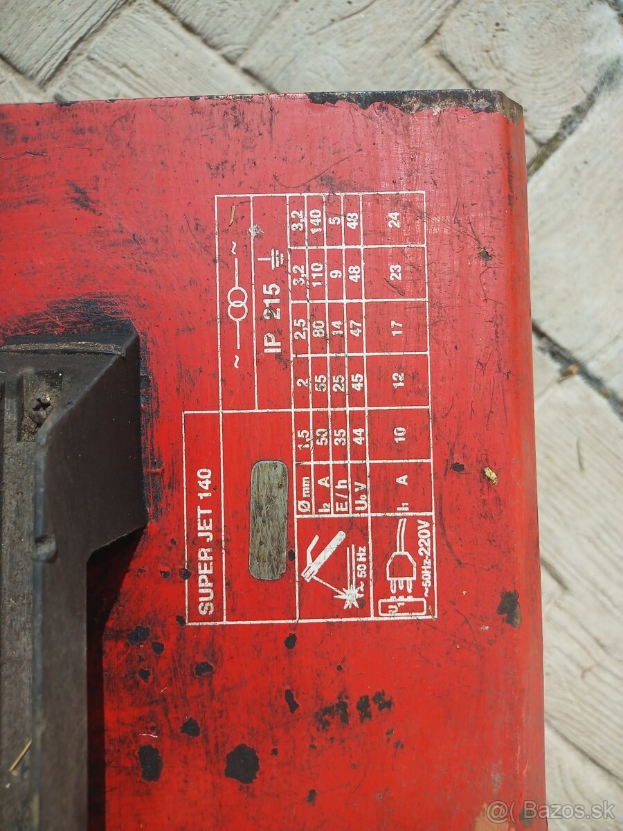 Zváračka na 220V