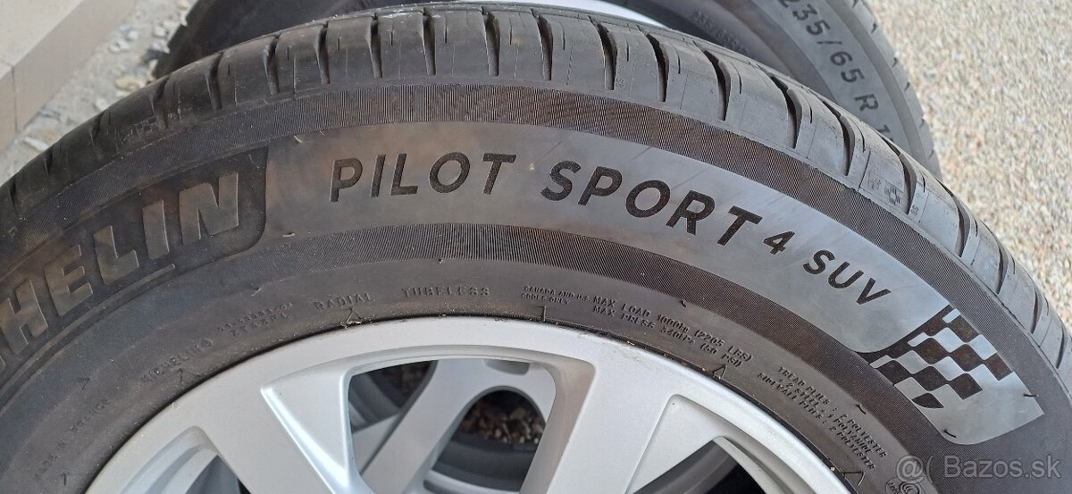 Letné pneu Michelin 235/65 r17