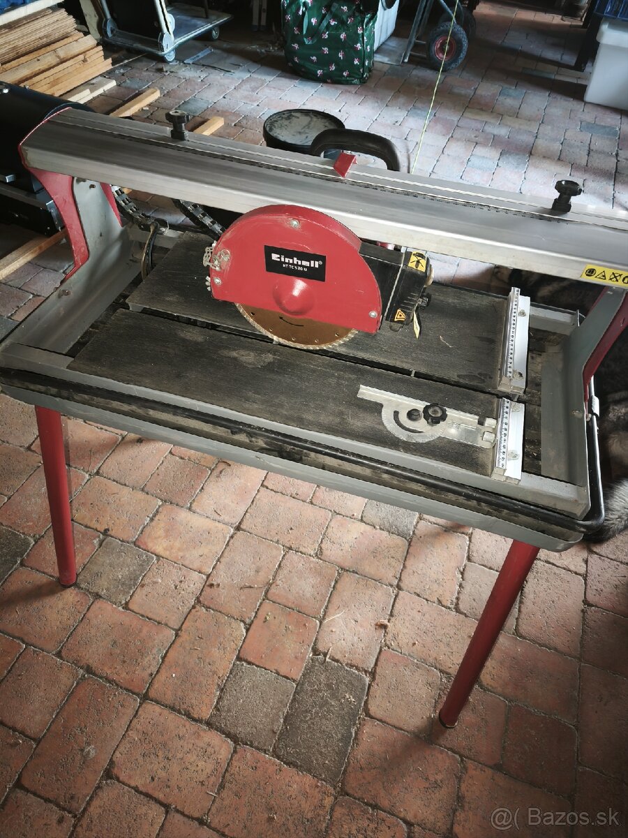 Einhell Radiálna rezačka dlaždíc RT-TC 520 U