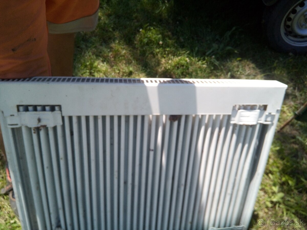 Predám malý radiator