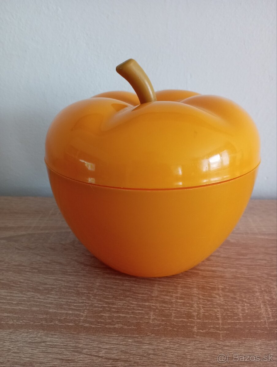 Retro jabĺčko