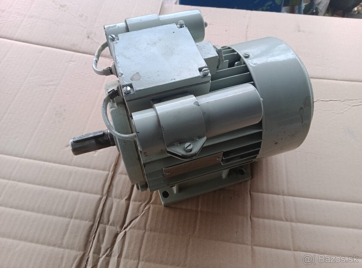 Petkovy elektromotor 0.7kw