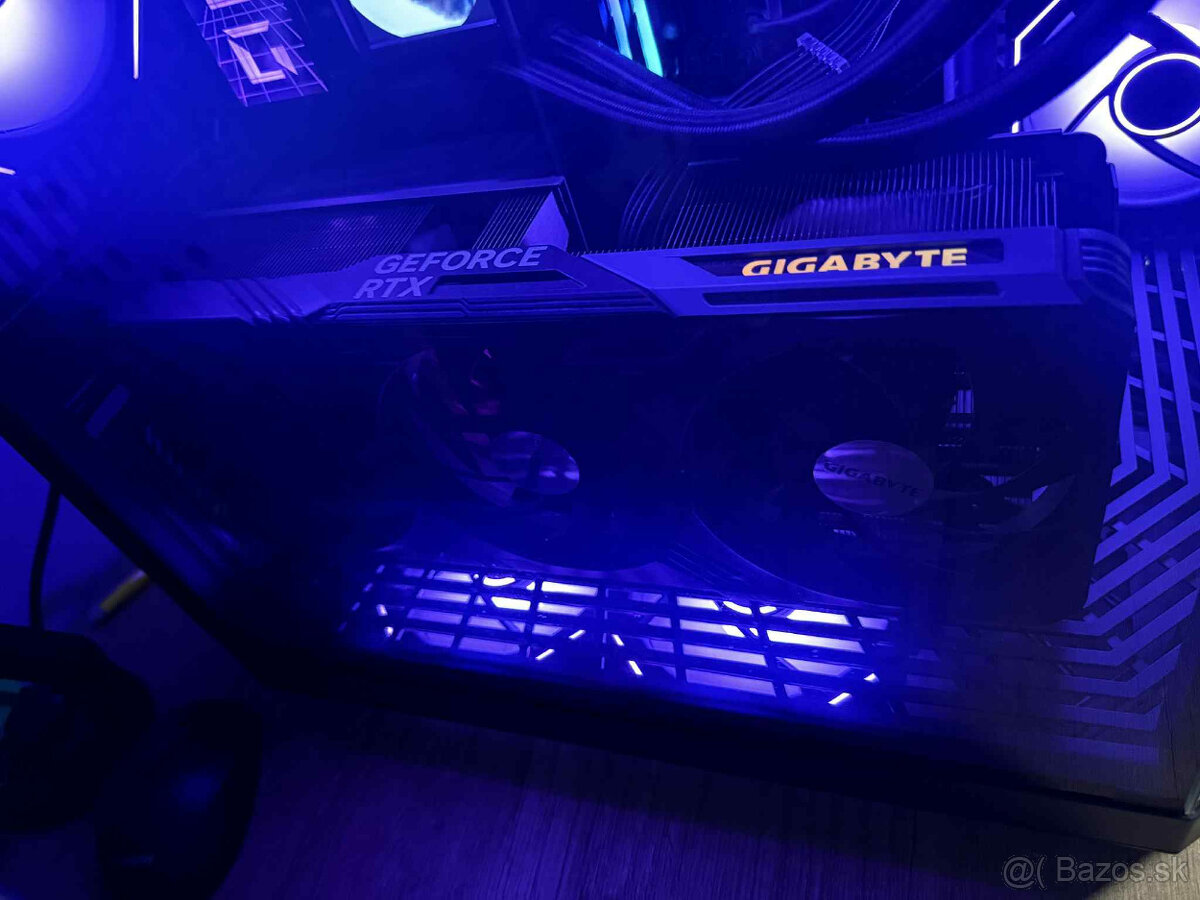 GIGABYTE GeForce RTX 4080 SUPER GAMING OC 16G