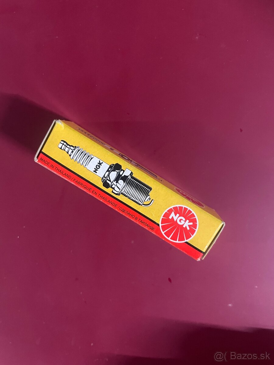 Zap. sviecka pre CB125F