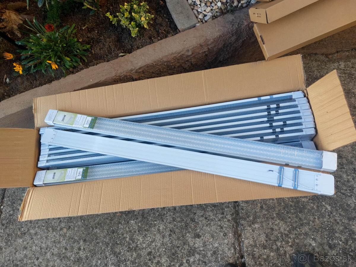 Stropné LED svietidlo 120 cm-3rad Napätie: 220V