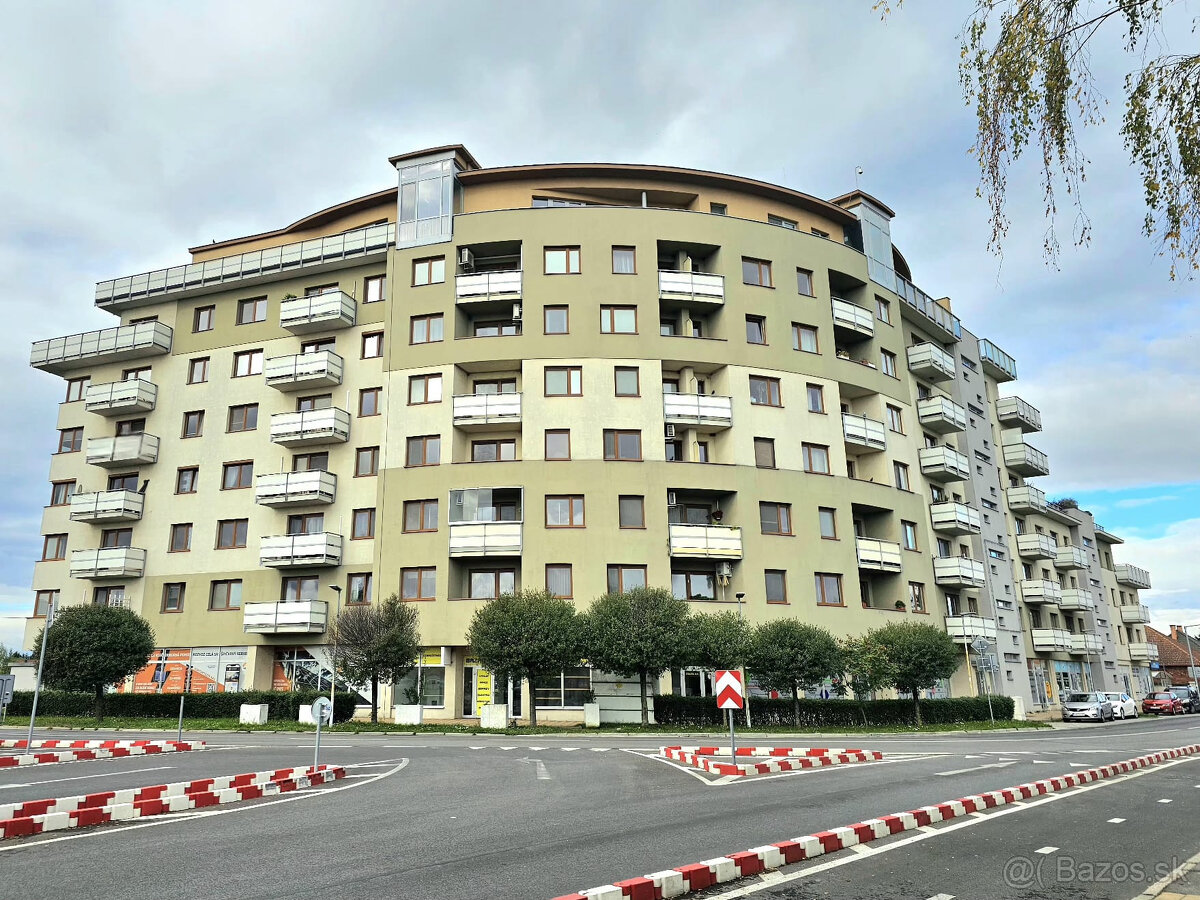 SENEC - NA PREDAJ EXKLUZÍVNE iba u nás, v objekte ORBIS - za