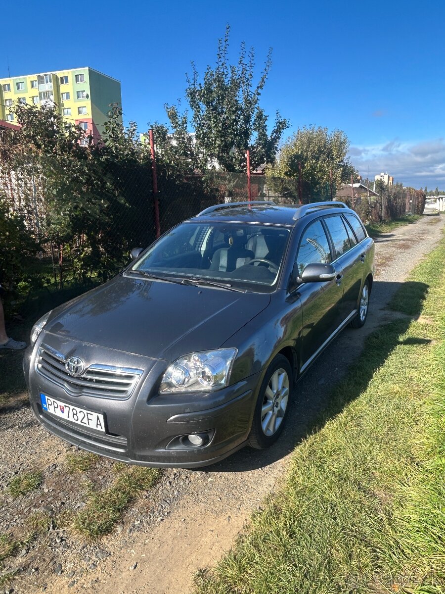 Toyota Avensis 2.0 93kw