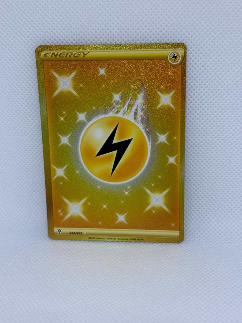 Pokémon karta Lightning Energy 235/203 – MP – ORIGINÁL