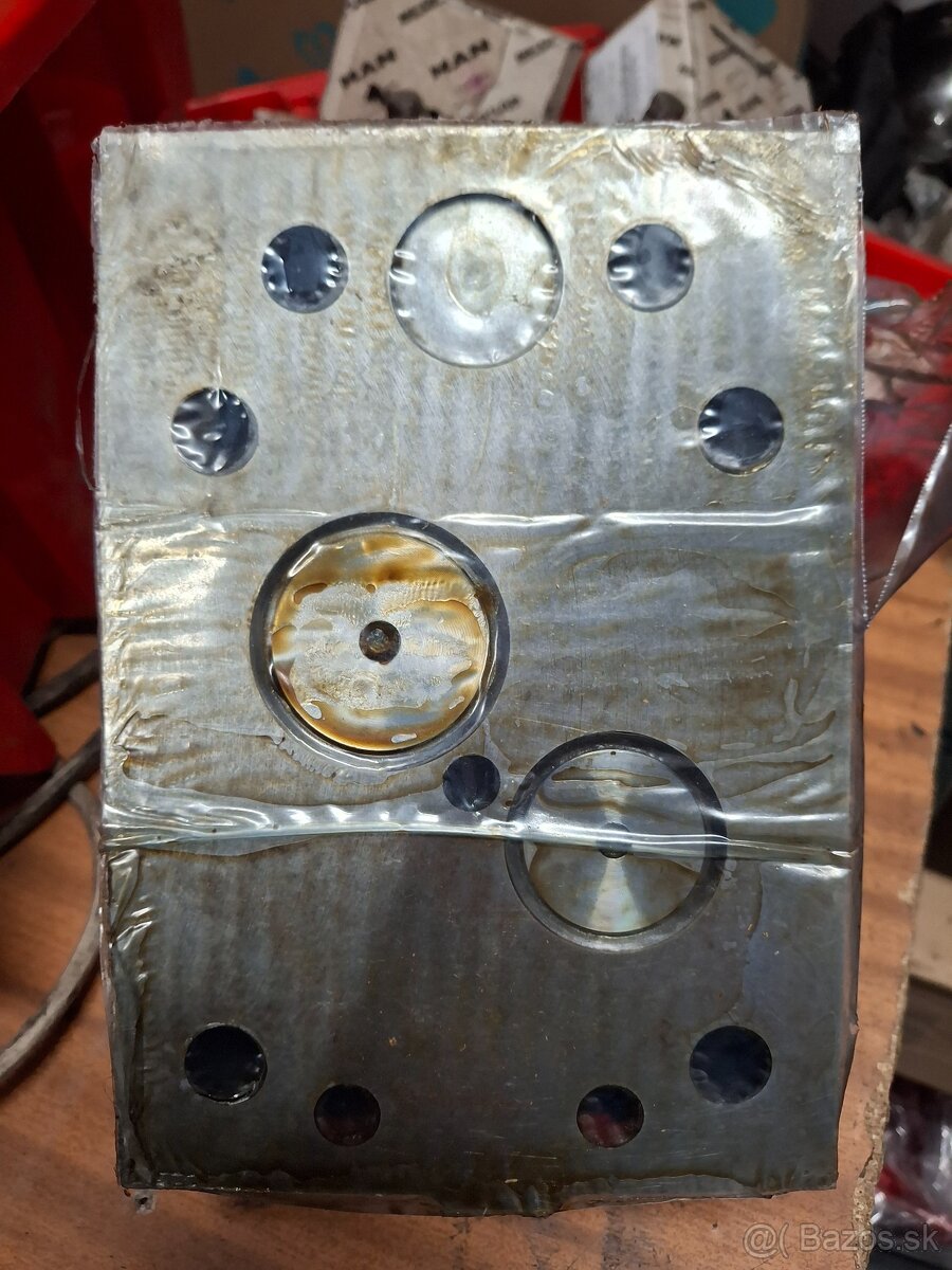 Hlava valcov Zetor Major