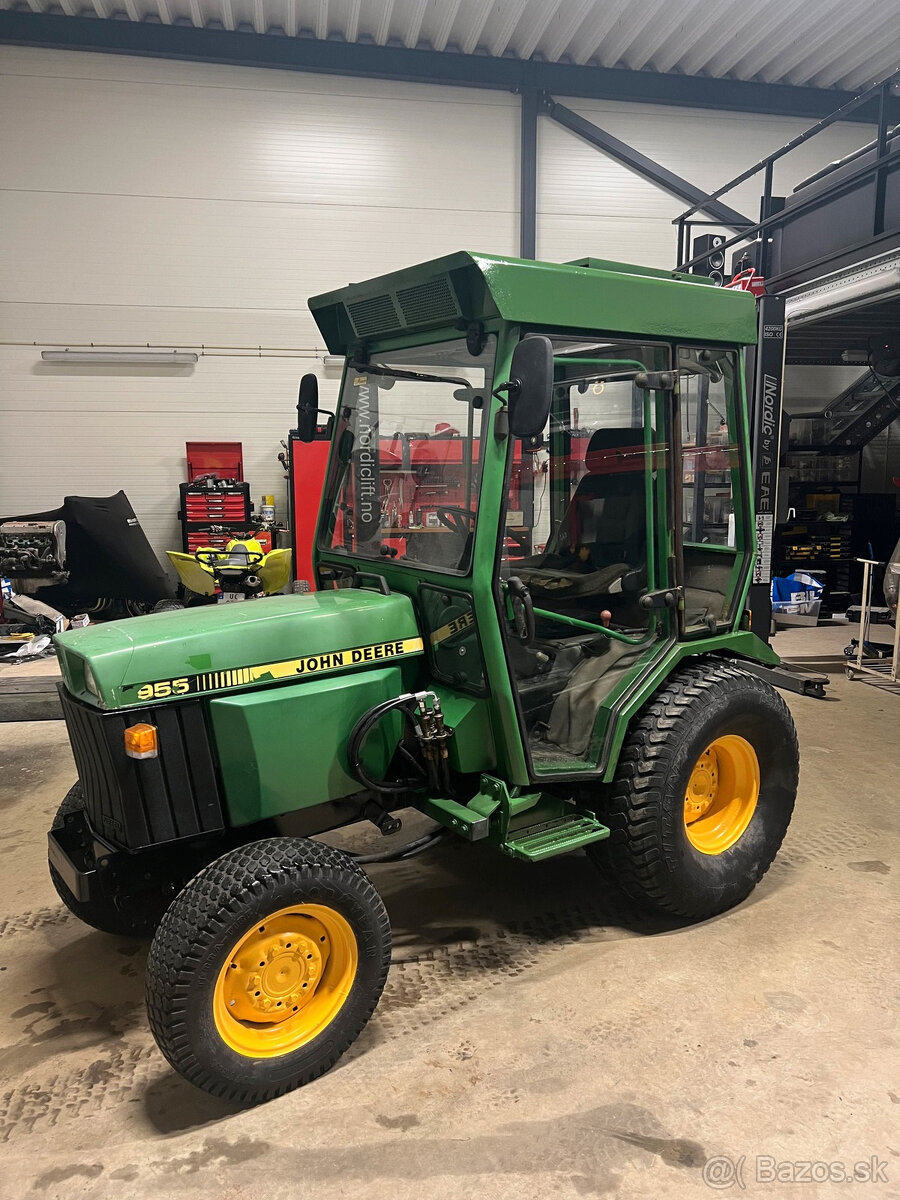 John Deere 955 – 33 HP, rok 1997