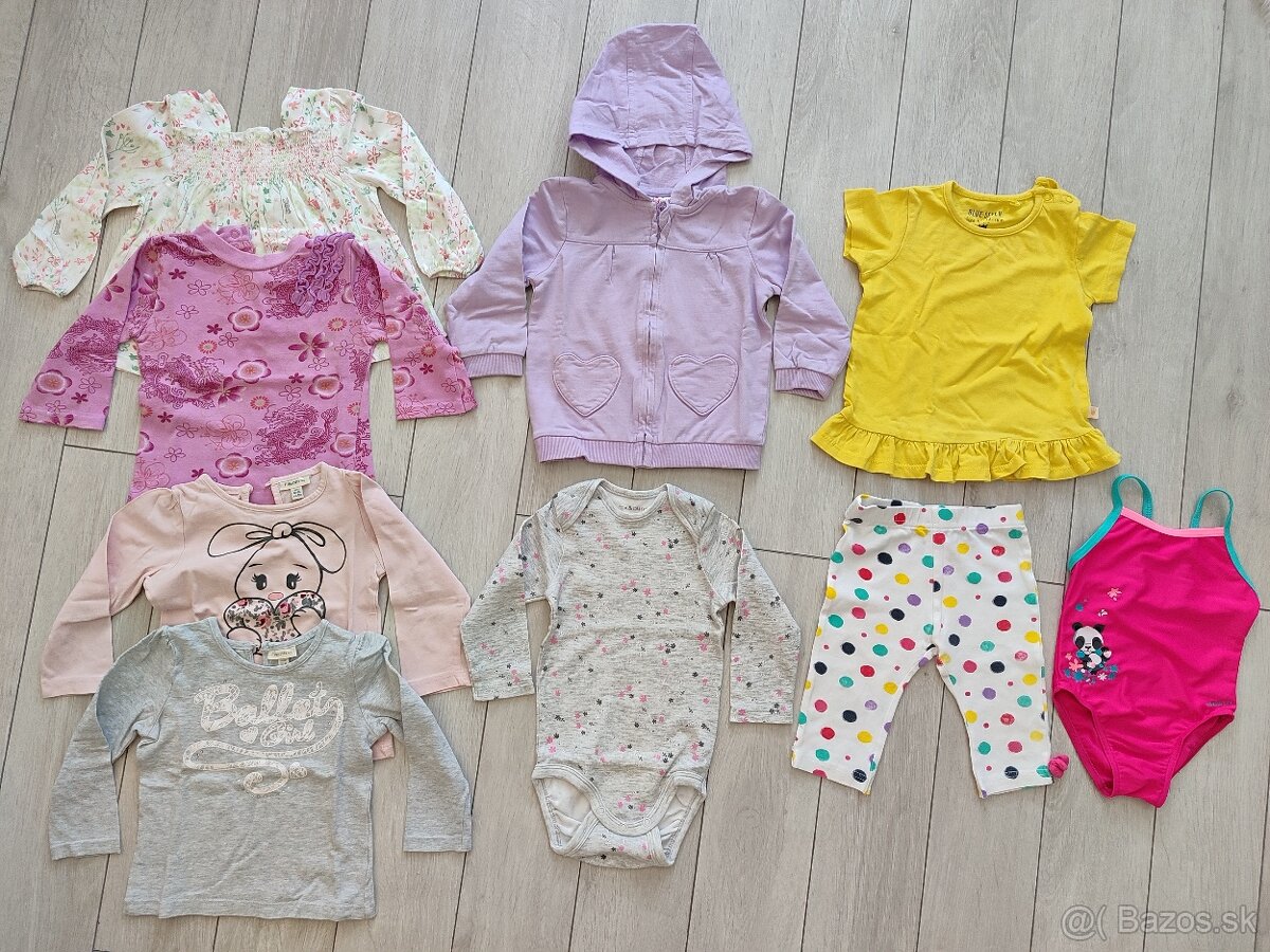 Balík oblečenia,v.80