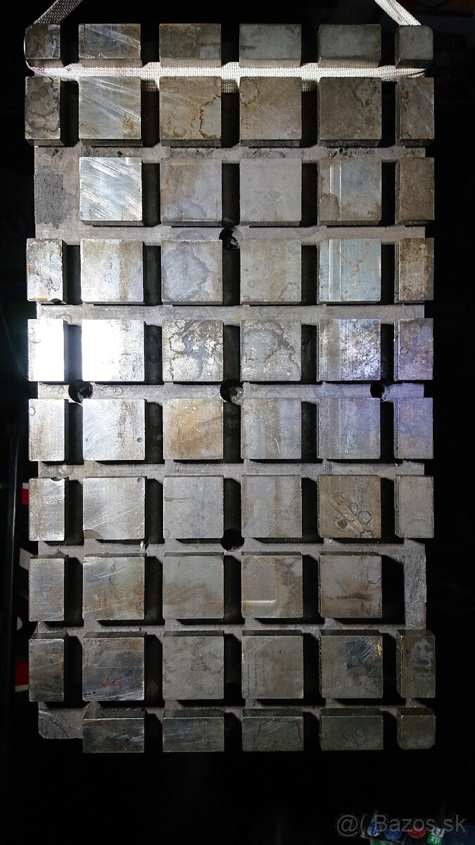 Upínacia doska T-drážky