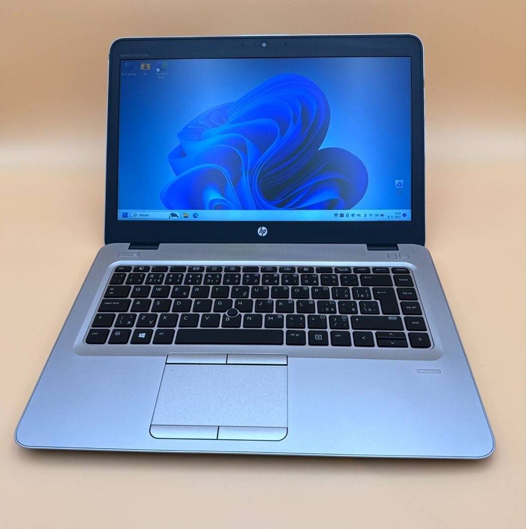 Notebook 14" HP.AMD PRO A10-8700B 4x1,80GHz.8gb ram.SSD 256