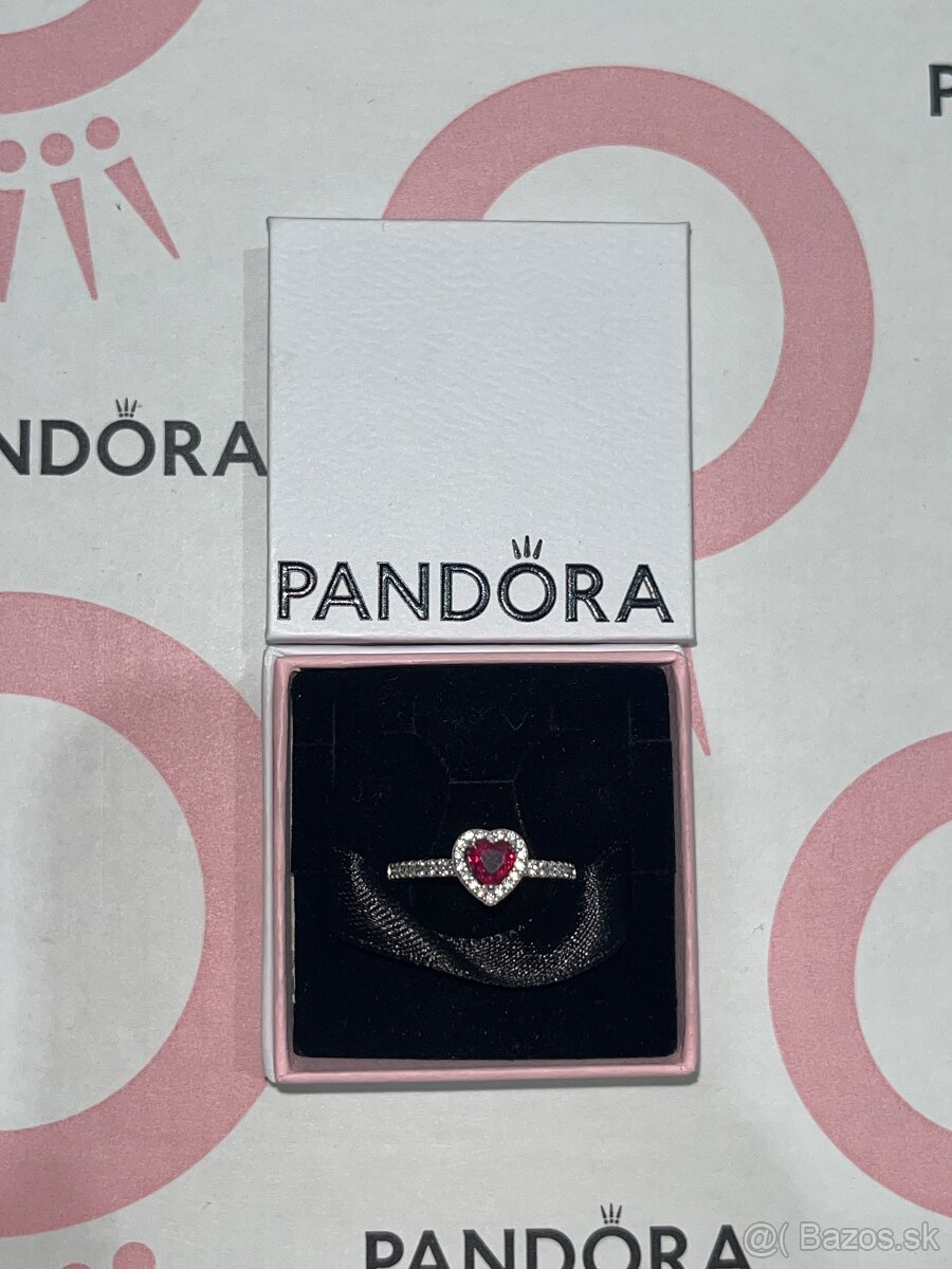 Pandora heart ring